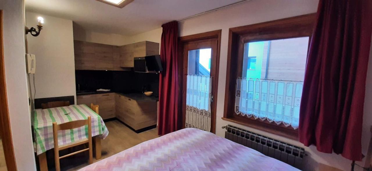 Casa Anita Aparthotel ลีวินโญ ภายนอก รูปภาพ